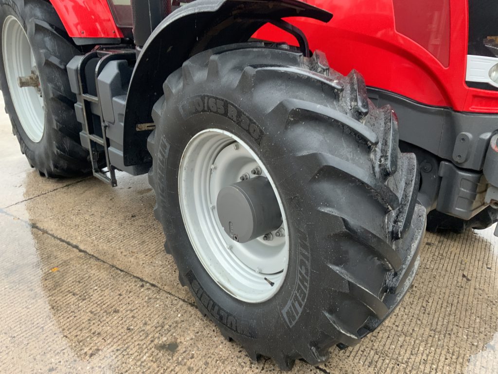 Massey Ferguson 7624 Dyna VT Tractor (ST25259)