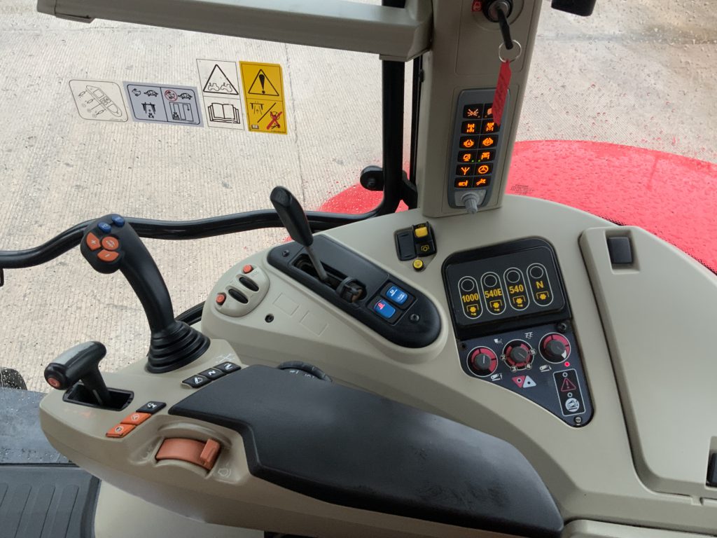 Massey Ferguson 7624 Dyna VT Tractor (ST25259)