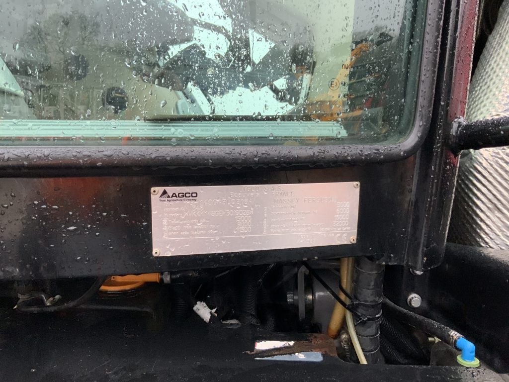 Massey Ferguson 8737 Dyna VT Tractor (ST25454)