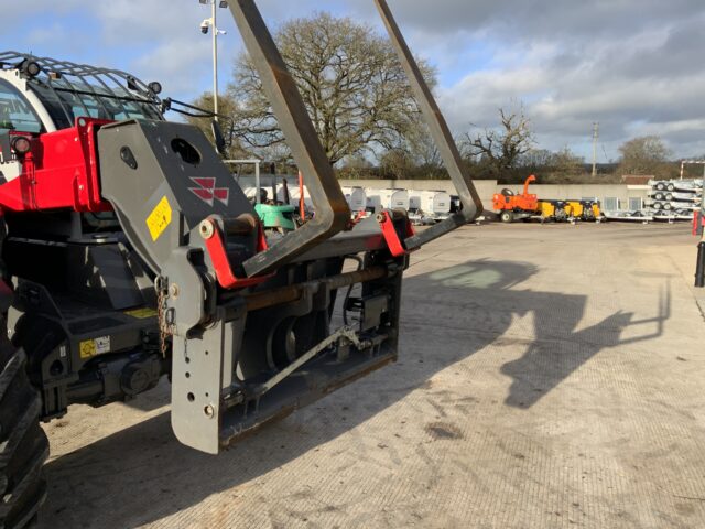 Massey Ferguson TH.7038 Telehandler (ST24380)