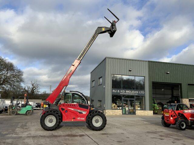 Massey Ferguson TH.7038 Telehandler (ST24380)
