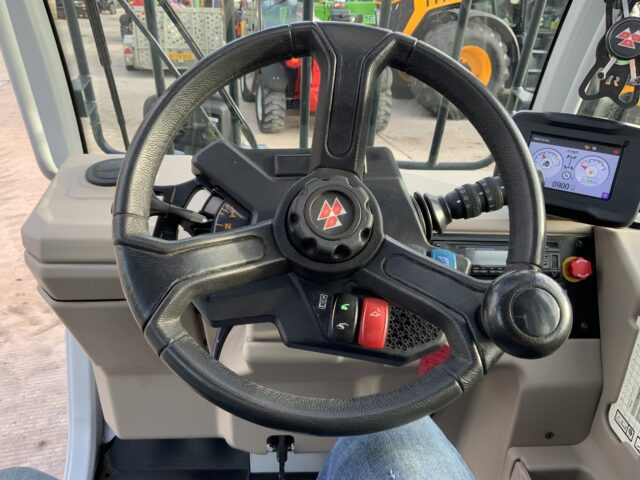 Massey Ferguson TH.7038 Telehandler (ST24380)