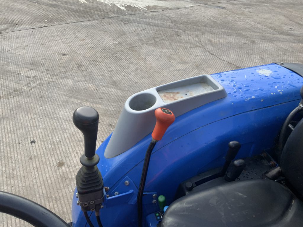 New Holland Boomer 50 Tractor (ST25416)