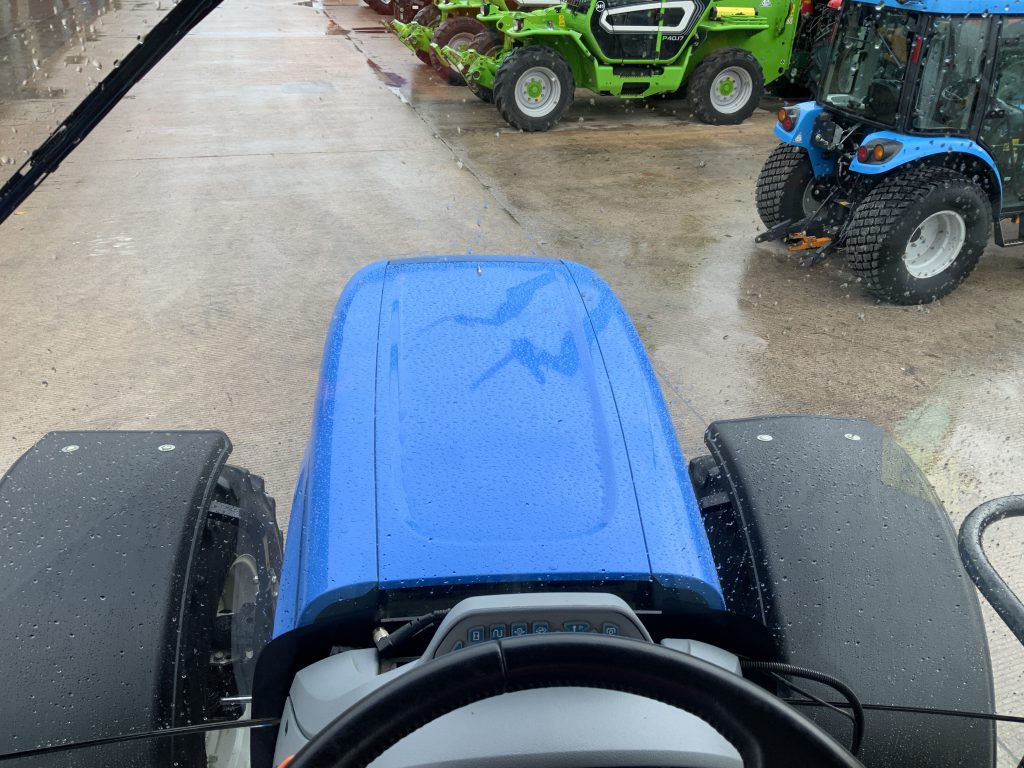 New Holland T7.210 Auto Command Tractor (ST25411)