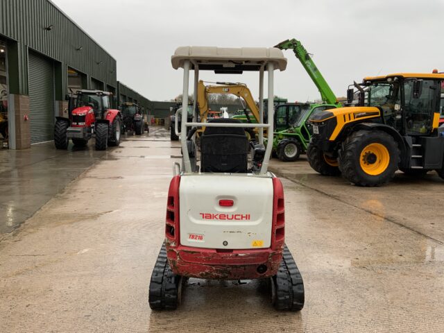 Takeuchi TB216 Digger (ST25266)
