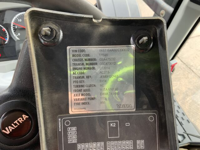 Valtra T154 Active Tractor (ST25061)