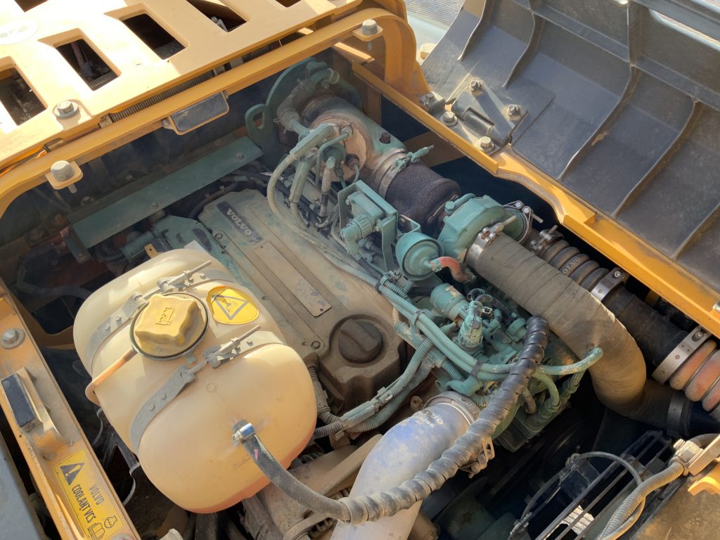 Volvo EC140 DL Digger (ST25193)