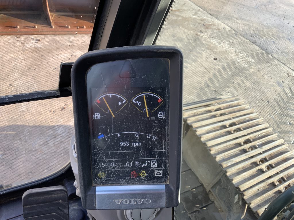 Volvo EC140 DL Digger (ST25193)