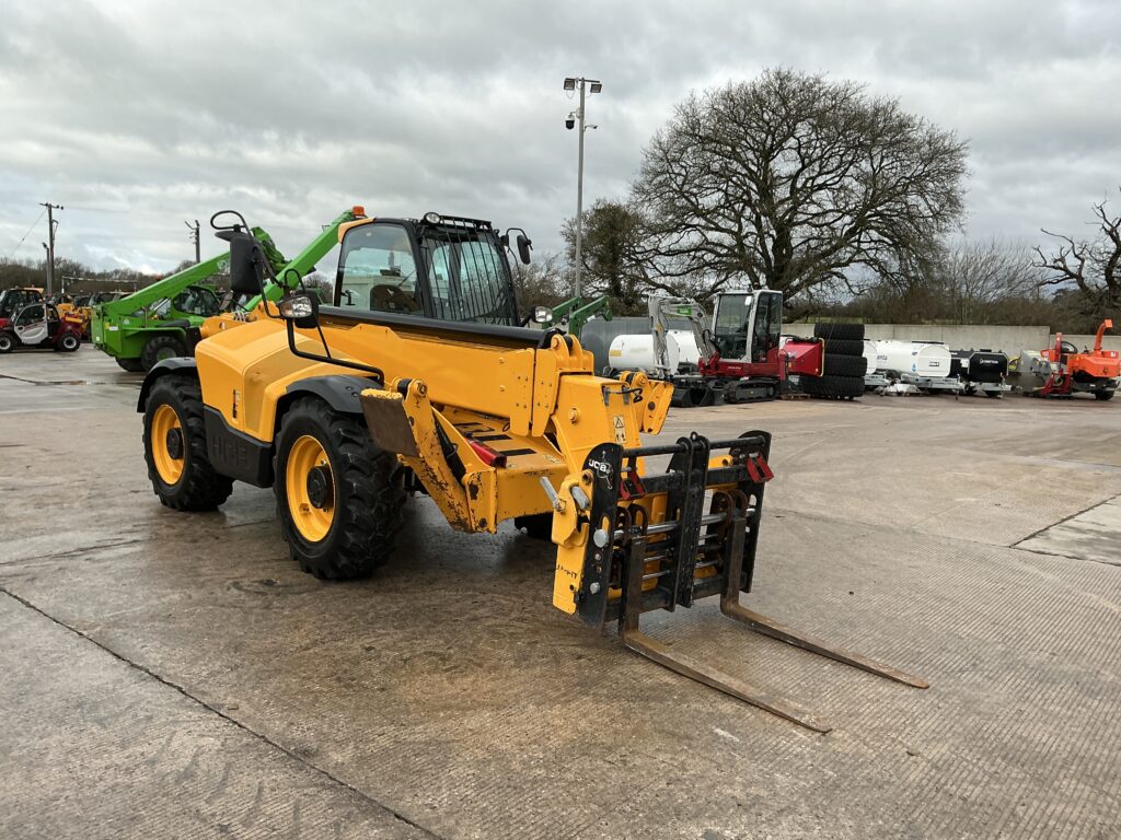 JCB 540-140 Hi Viz Telehandler (ST25370)