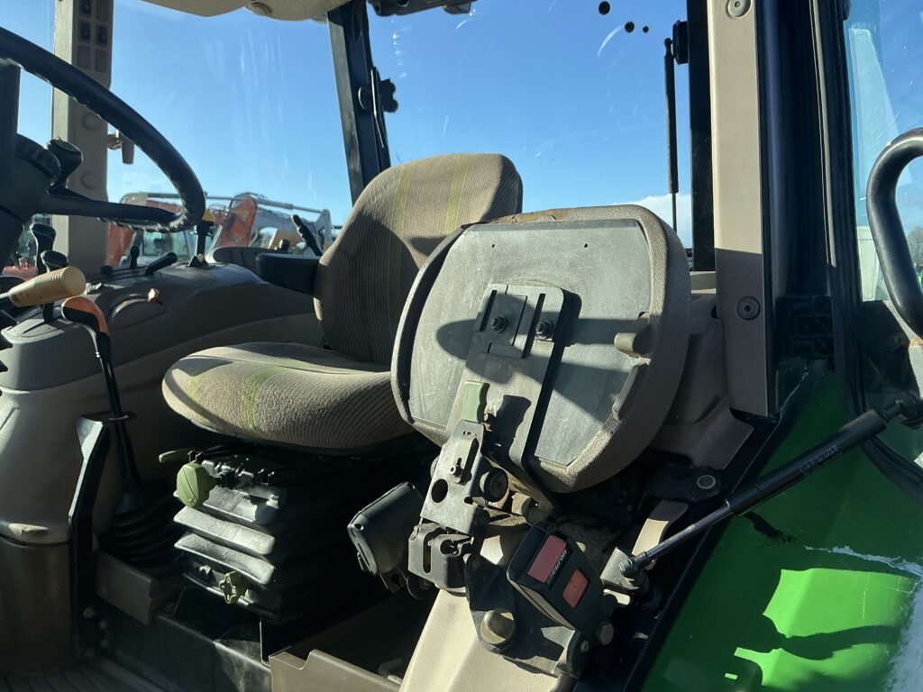 John Deere 5070M Tractor (ST25375)