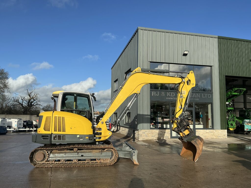 Wacker Neuson ET90 C/W Engon Tilt Rotator Digger (ST25445)