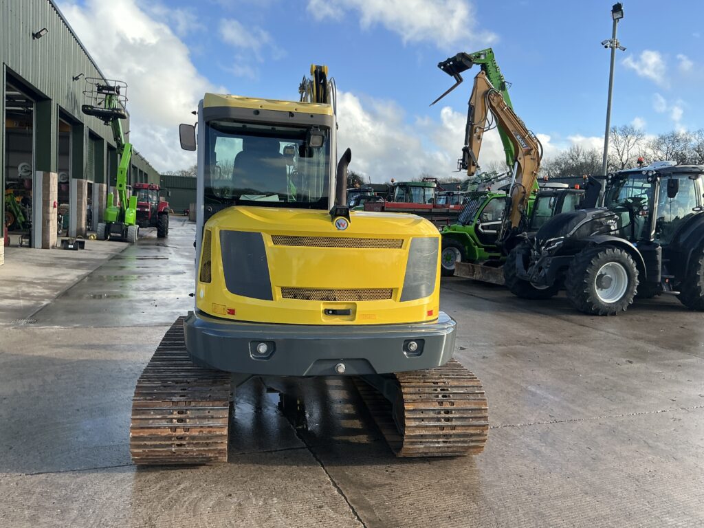 Wacker Neuson ET90 C/W Engon Tilt Rotator Digger (ST25445)