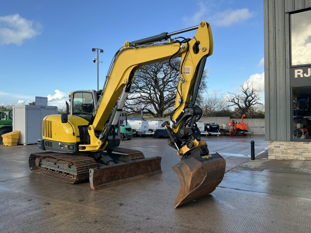 Wacker Neuson ET90 C/W Engon Tilt Rotator Digger (ST25445)