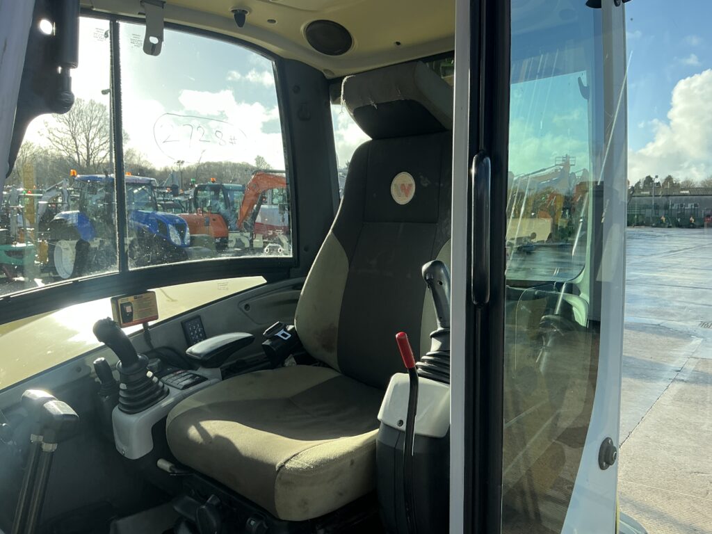 Wacker Neuson ET90 C/W Engon Tilt Rotator Digger (ST25445)