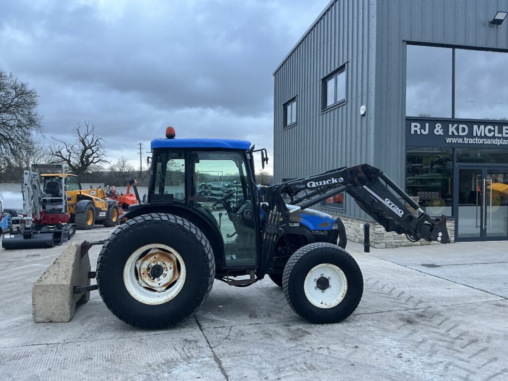 New Holland TN55D Tractor (ST25205)