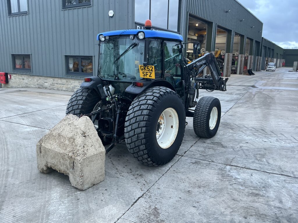 New Holland TN55D Tractor (ST25205)