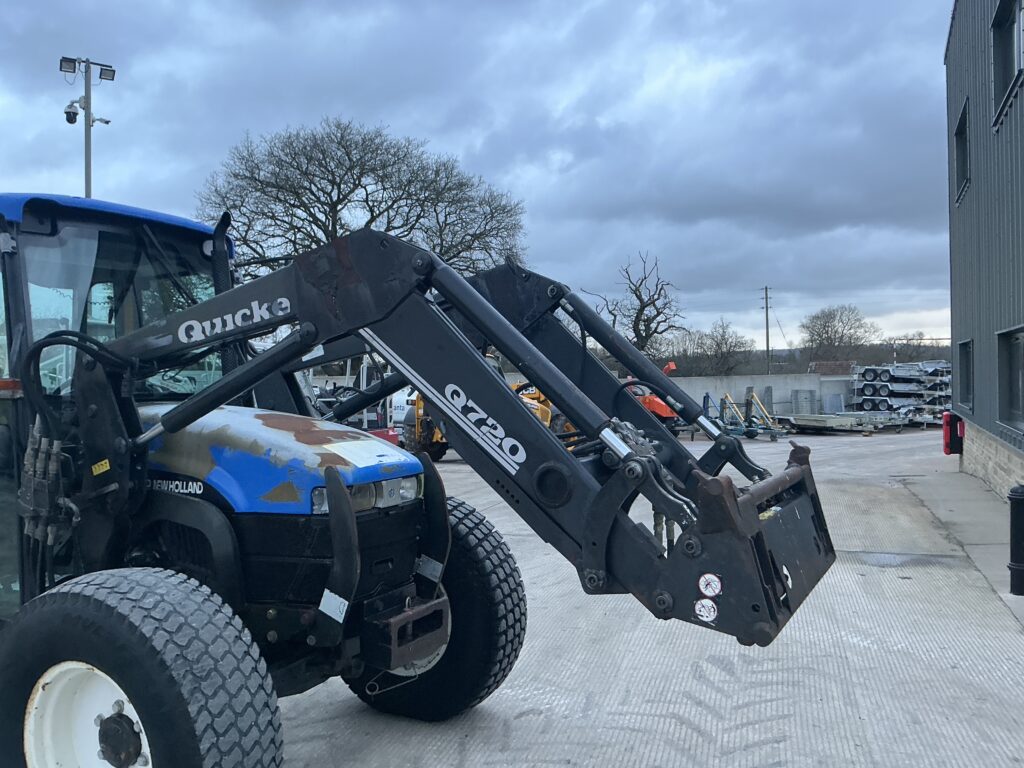 New Holland TN55D Tractor (ST25205)