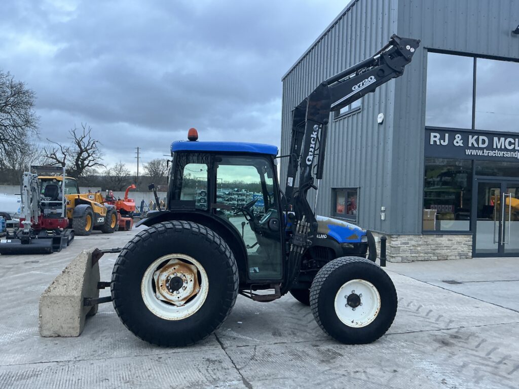 New Holland TN55D Tractor (ST25205)