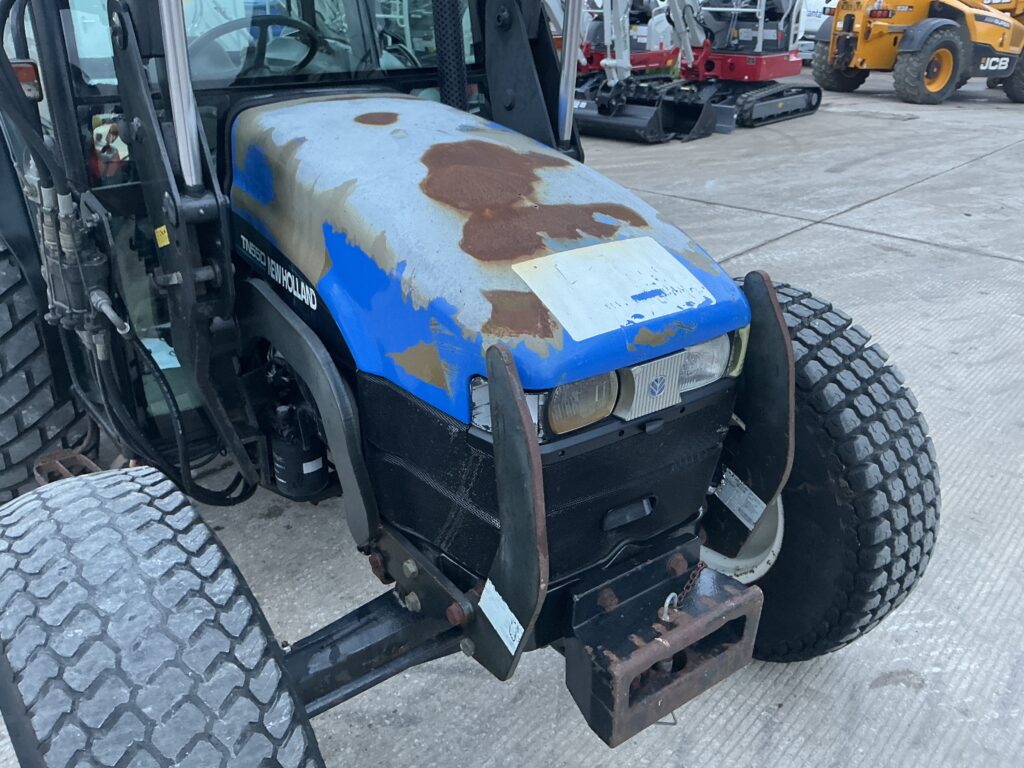 New Holland TN55D Tractor (ST25205)