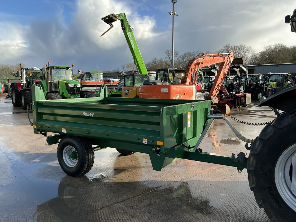 Bailey Trailers Single Axle Tipping Trailer (ST25611)