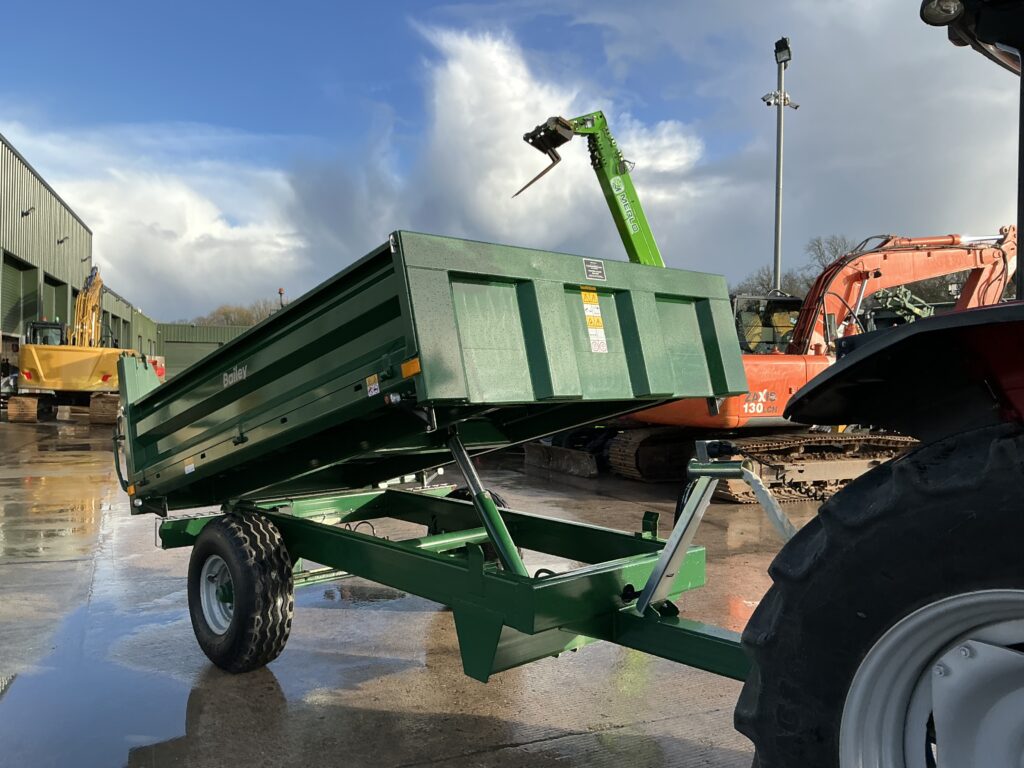 Bailey Trailers Single Axle Tipping Trailer (ST25611)