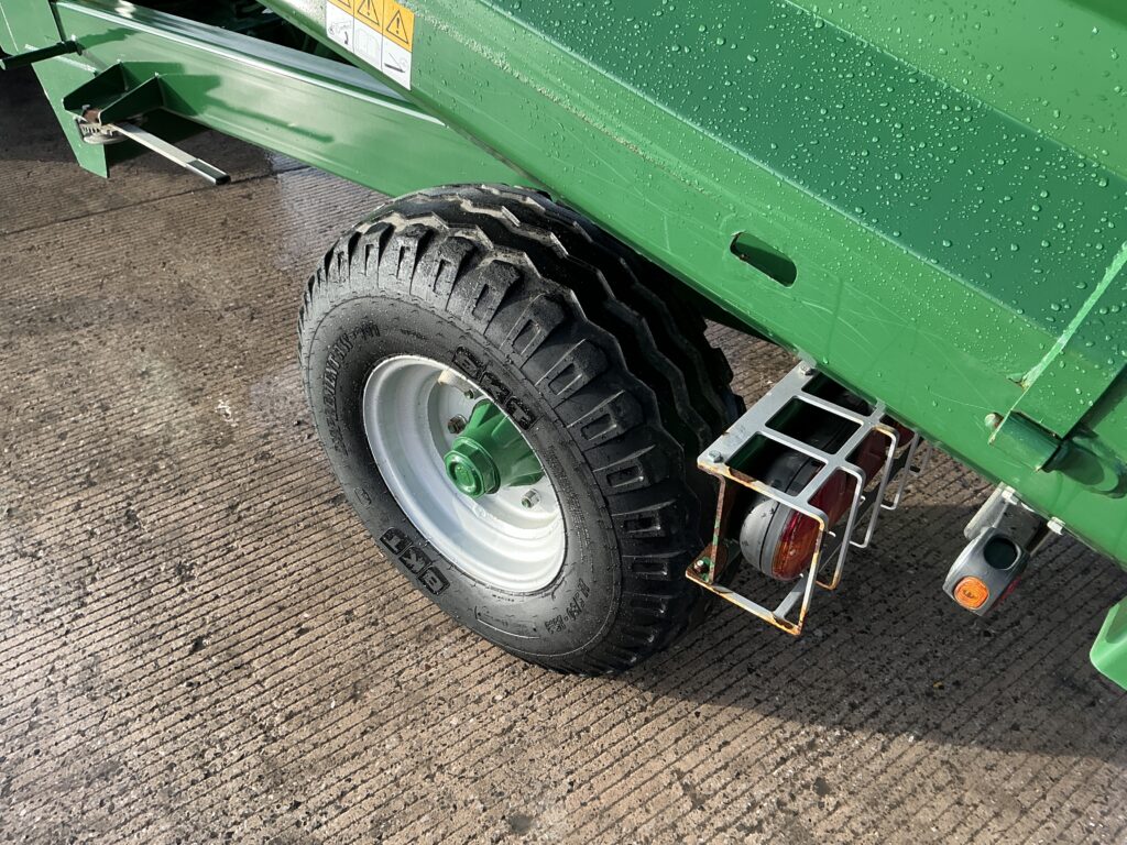 Bailey Trailers Single Axle Tipping Trailer (ST25611)