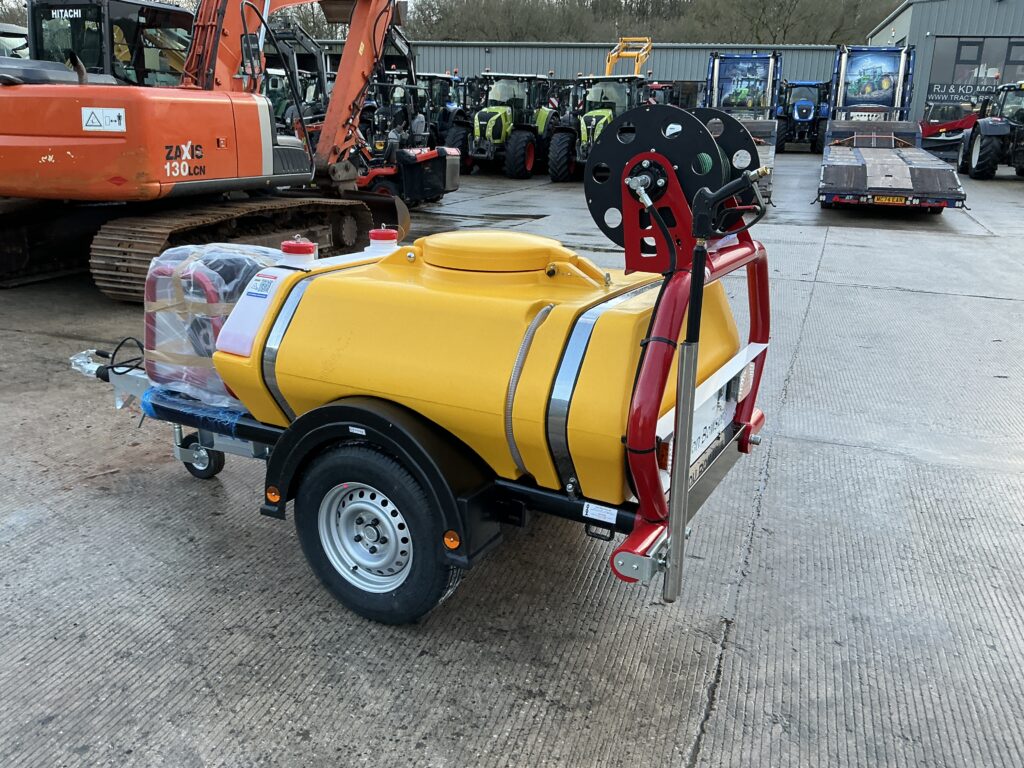 Brendan Bowsers Pressure Washer Trailer