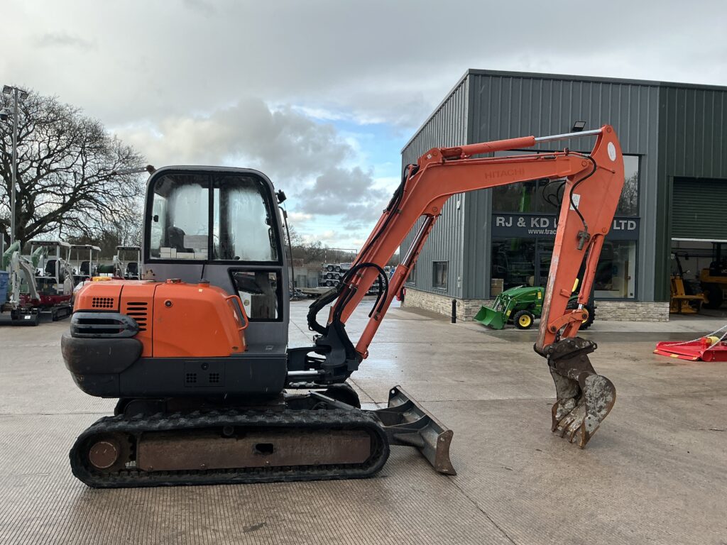 Hitachi Archives - RJ and KD McLean Ltd - Tractors and Plant