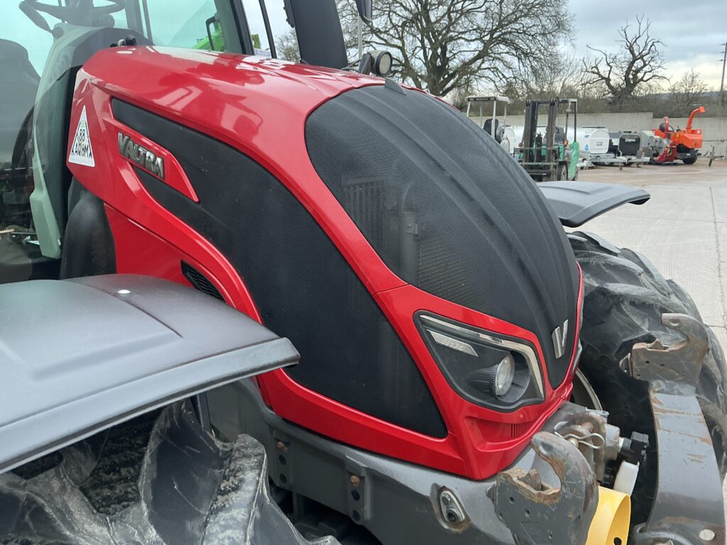 Valtra N174 Direct Tractor (ST25535)