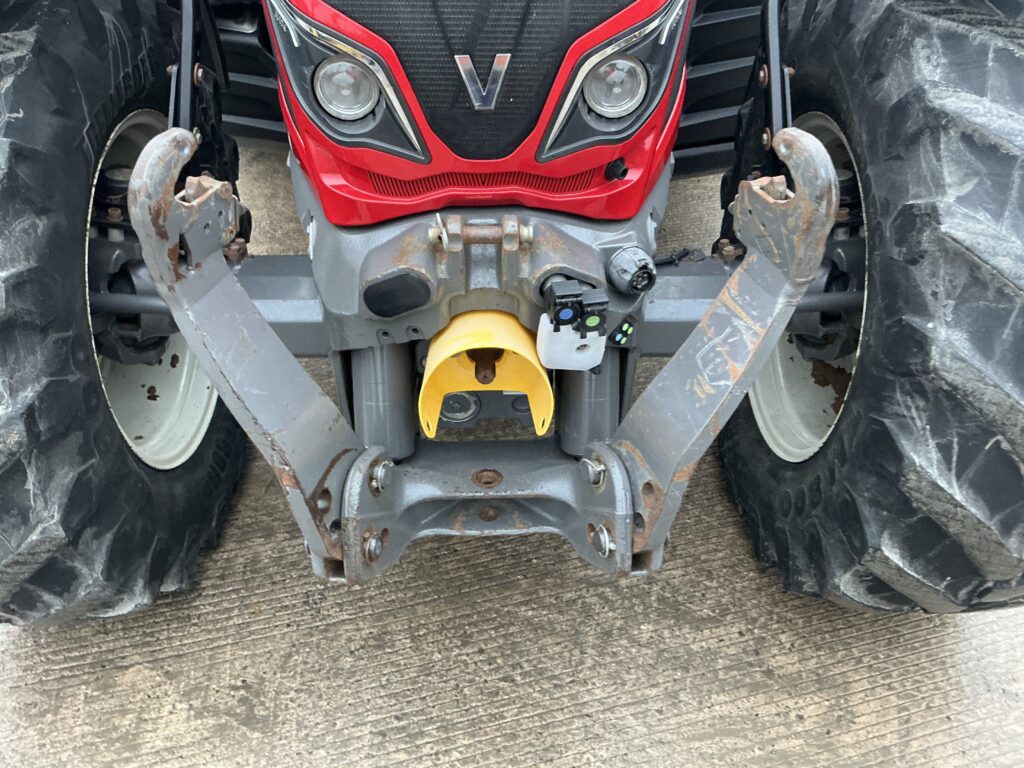 Valtra N174 Direct Tractor (ST25535)