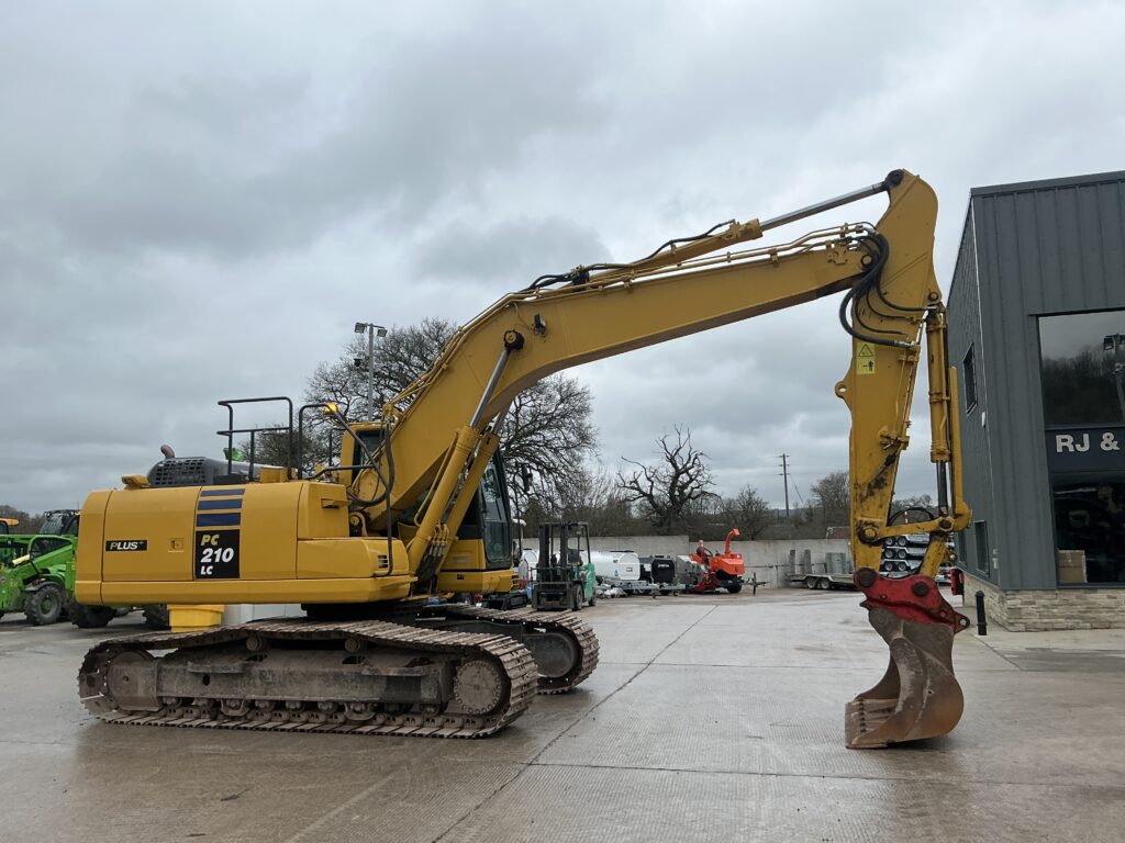 PC210 LC-10 Plus Digger