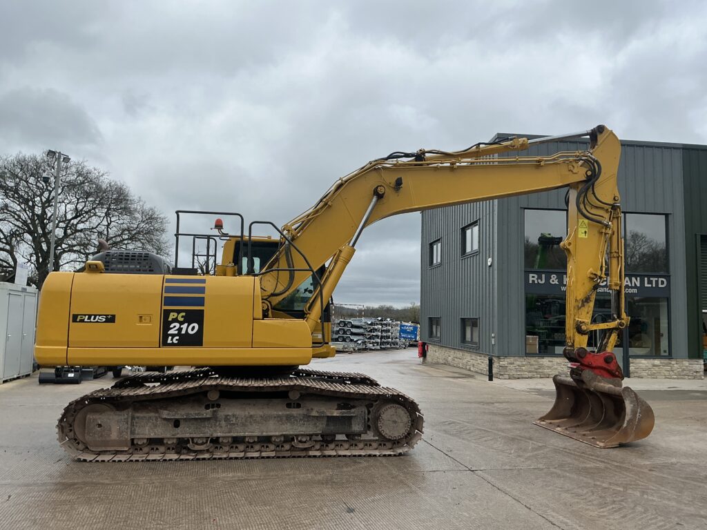 PC210 LC-10 Plus Digger