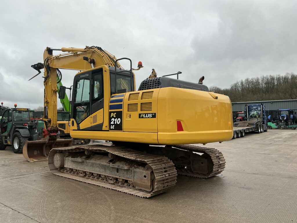 PC210 LC-10 Plus Digger