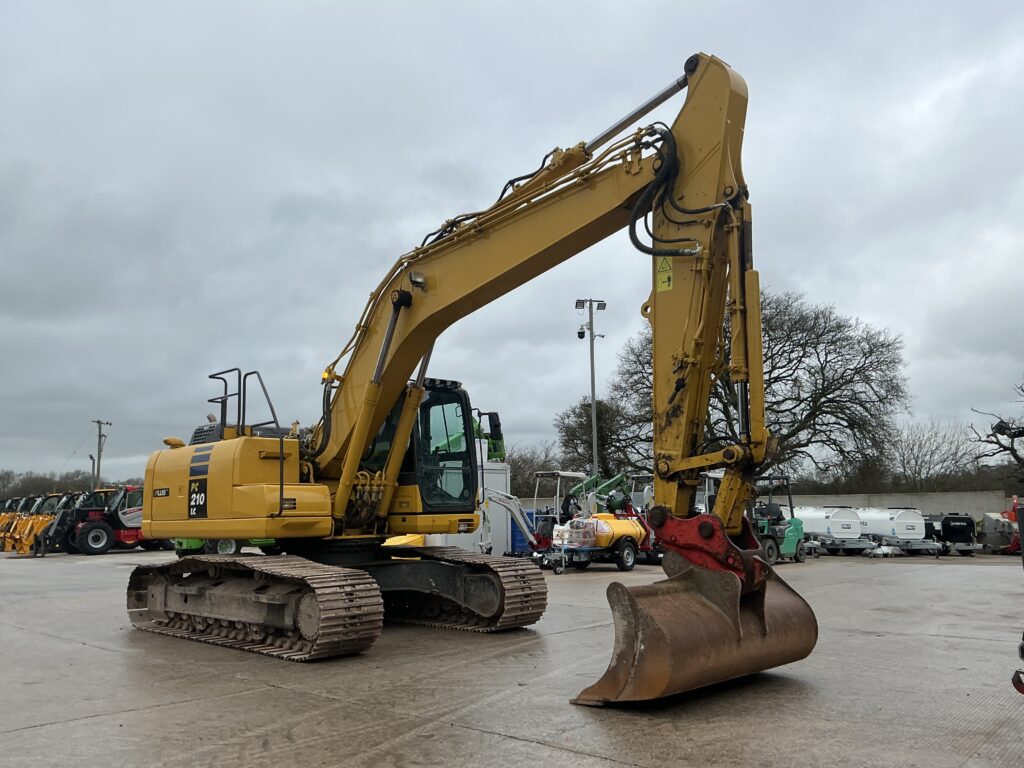 PC210 LC-10 Plus Digger