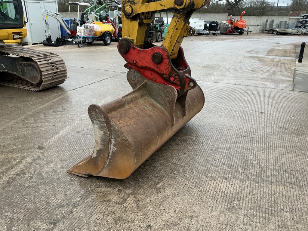 PC210 LC-10 Plus Digger