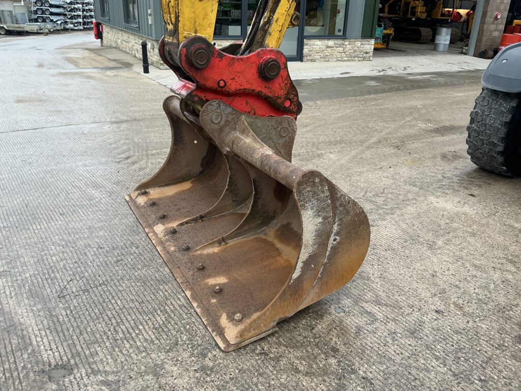 PC210 LC-10 Plus Digger