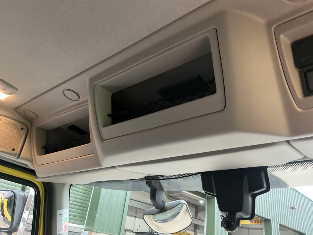 Volvo FL240 Plant Lorry (ST25598)