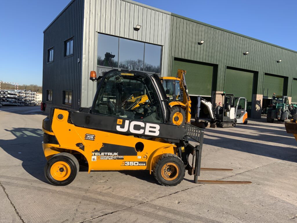 JCB Teletruk 35D Construction Master 4X4 telehandler (ST25392)