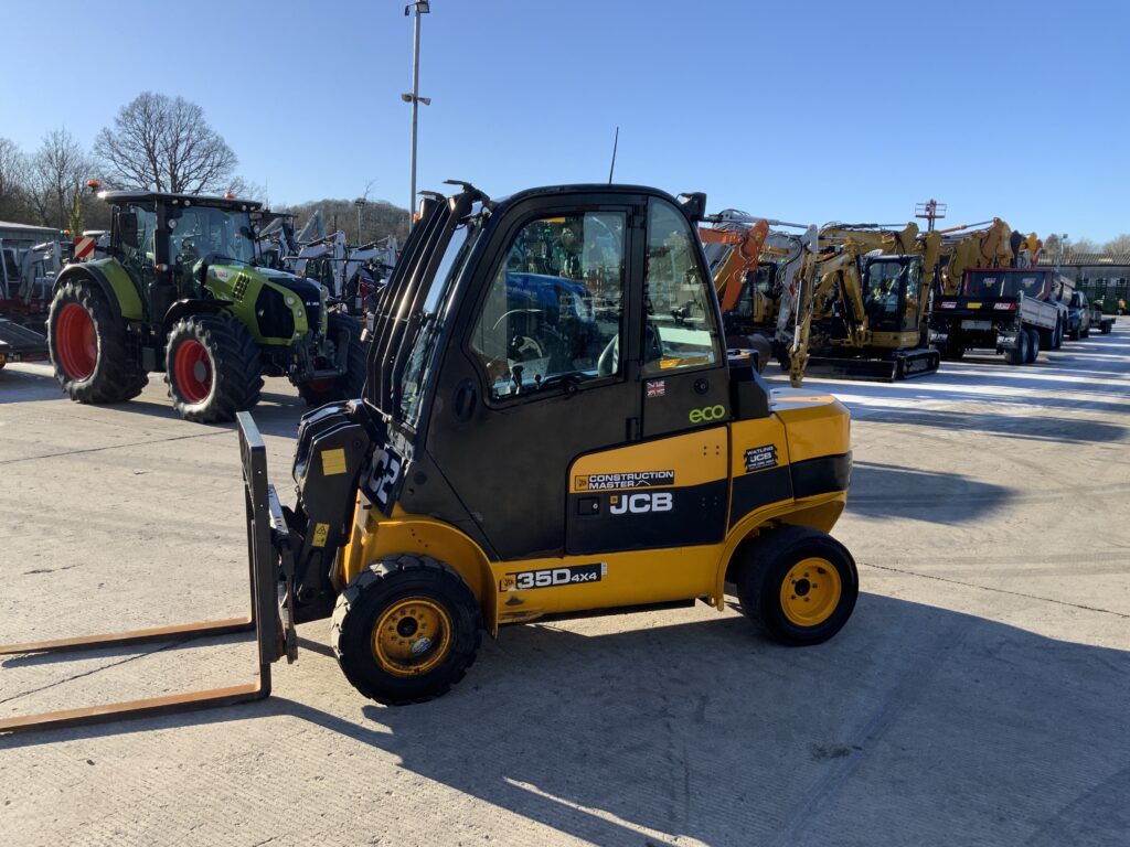 JCB Teletruk 35D Construction Master 4X4 telehandler (ST25392)