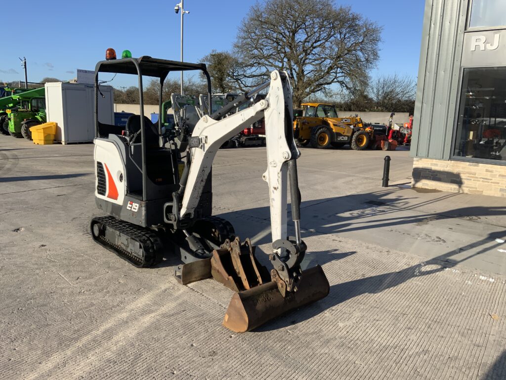 Bobcat E19 Digger (ST25473)