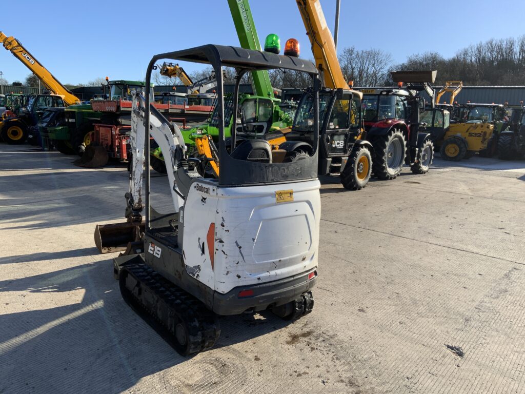 Bobcat E19 Digger (ST25473)