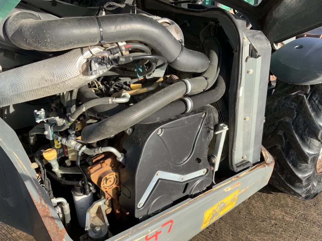 Kramer KT447 Telehandler (ST25202)