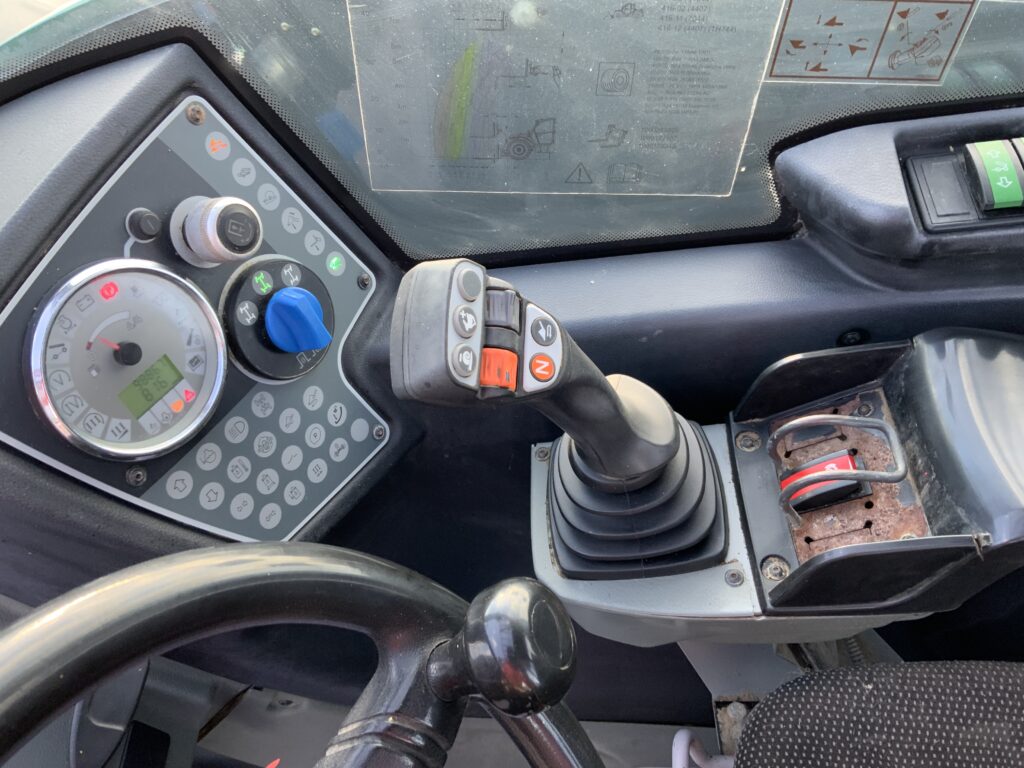 Kramer KT447 Telehandler (ST25202)