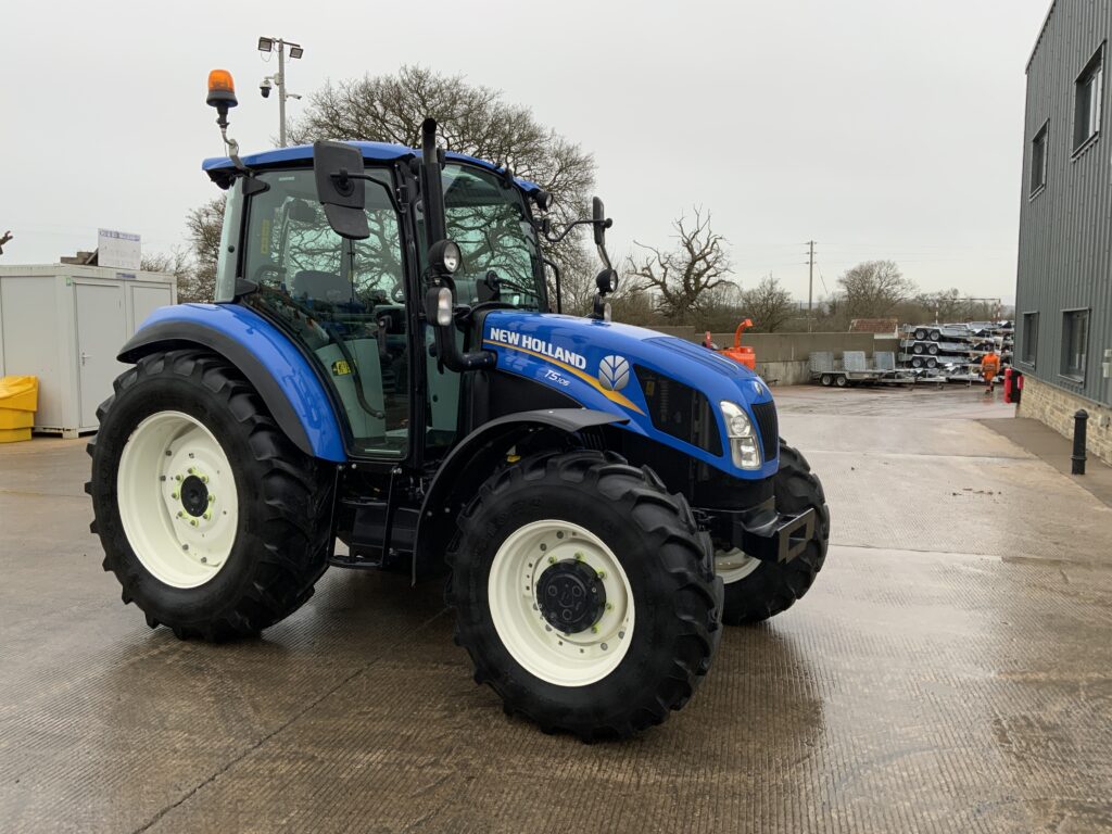 New Holland T5.105 Tractor (ST25453)