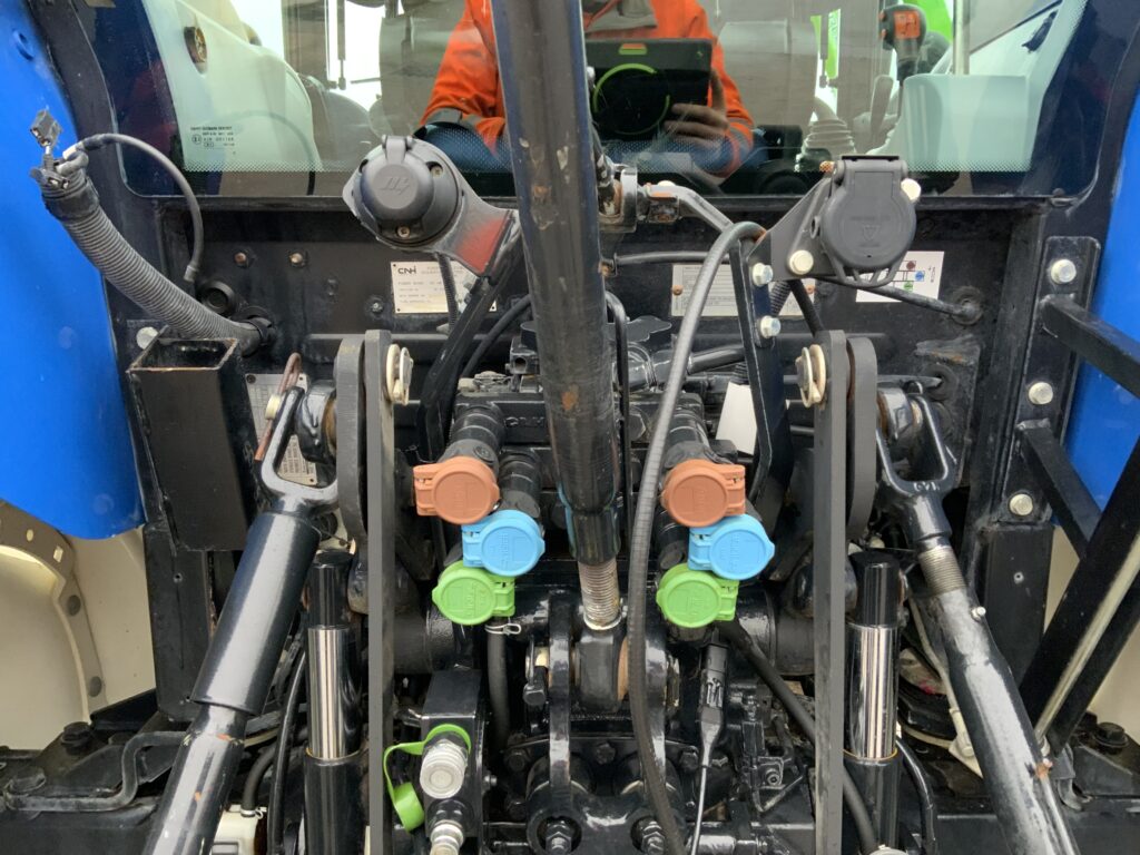 New Holland T5.105 Tractor (ST25453)