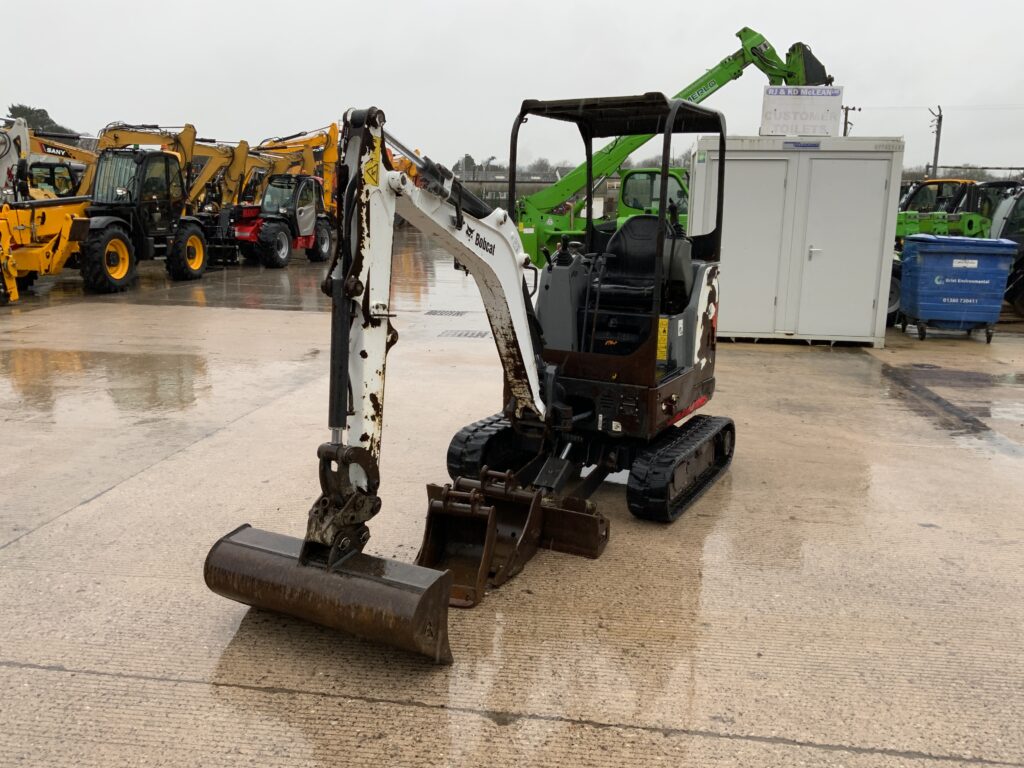 Bobcat E19 Digger (ST25470)