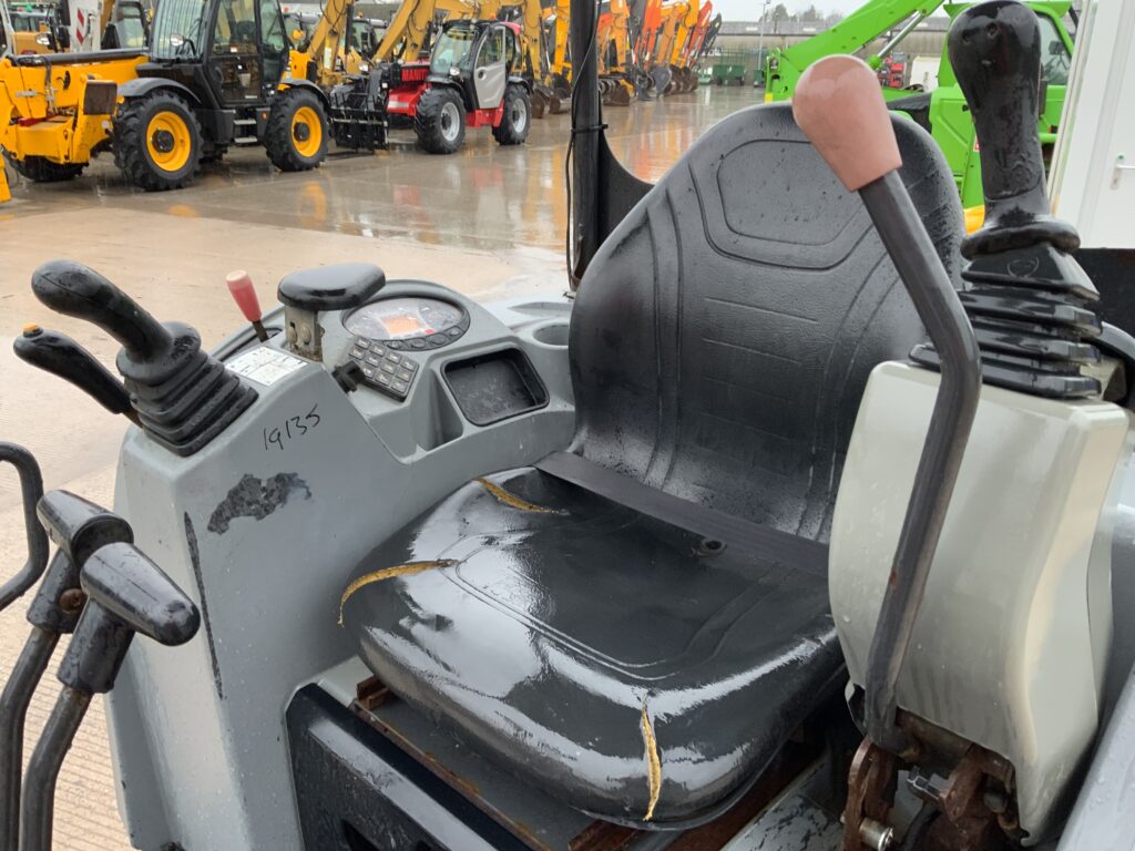 Bobcat E19 Digger (ST25470)