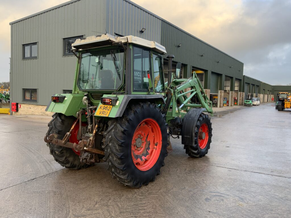 Fendt 395 GT Tool Carrier Tractor (ST25448)