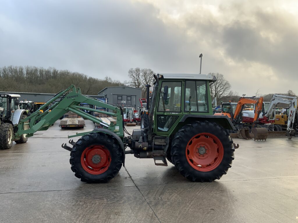 Fendt 395 GT Tool Carrier Tractor (ST25448)