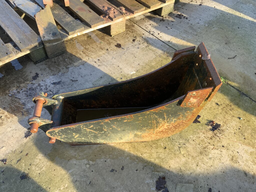 Strickland 8Inch Trenching Bucket